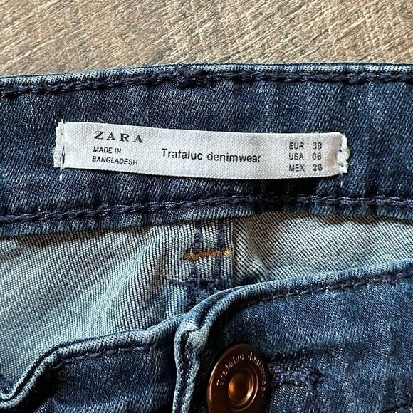 Women’s, Zara, “Trafaluc Denimwear”, Cotton-Blend, Stretch, Skinny Jeans. Size 6 - Picture 3 of 6